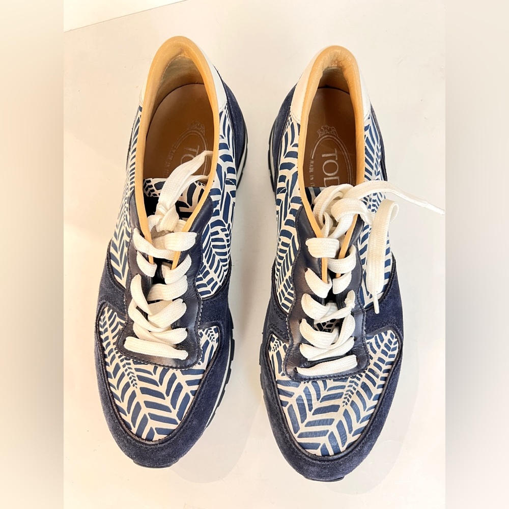 Men Tod's blue pattern sneakers